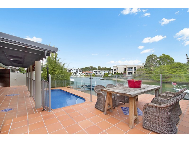 88 Gibraltar Drive, Isle Of Capri QLD 4217