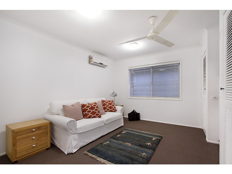 88 Gibraltar Drive, Isle Of Capri QLD 4217