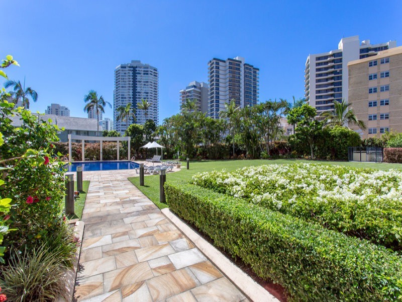 112/1 Serisier Avenue, Main Beach QLD 4217
