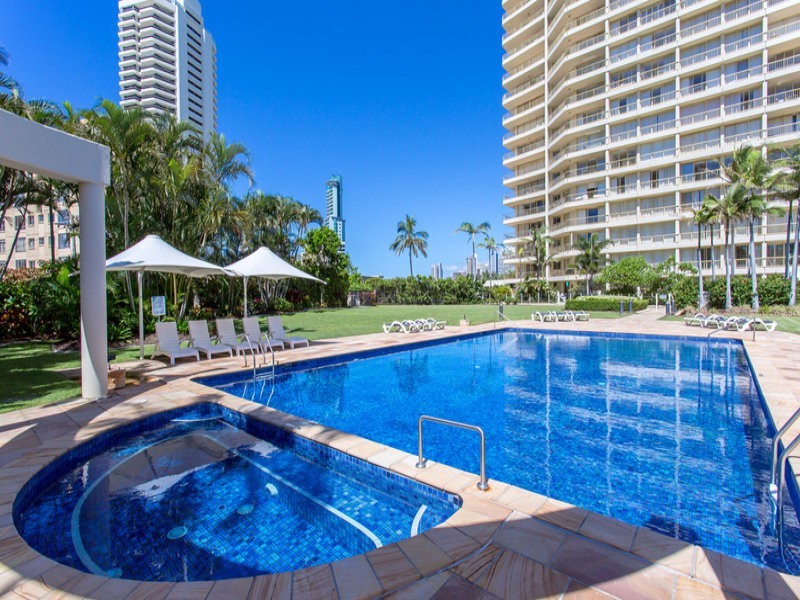 112/1 Serisier Avenue, Main Beach QLD 4217