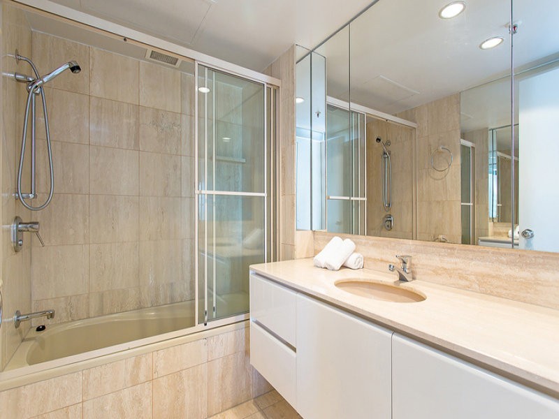 112/1 Serisier Avenue, Main Beach QLD 4217