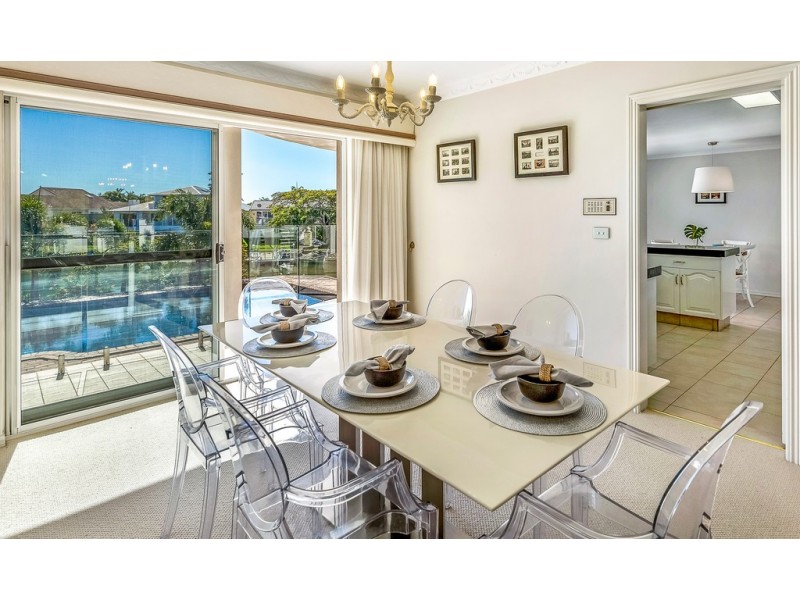 20 Donegal Crescent, Sorrento QLD 4217