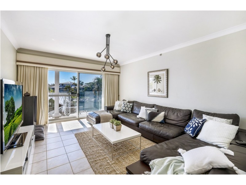 20 Donegal Crescent, Sorrento QLD 4217