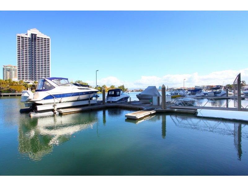 49-2 “Atlantis West” Admiralty Drive, Paradise Waters QLD 4217