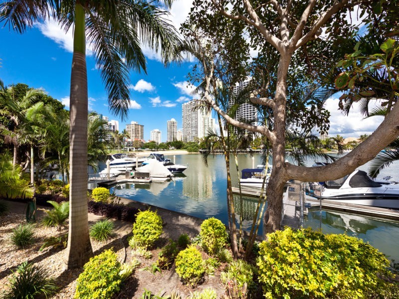 49-2 “Atlantis West” Admiralty Drive, Paradise Waters QLD 4217
