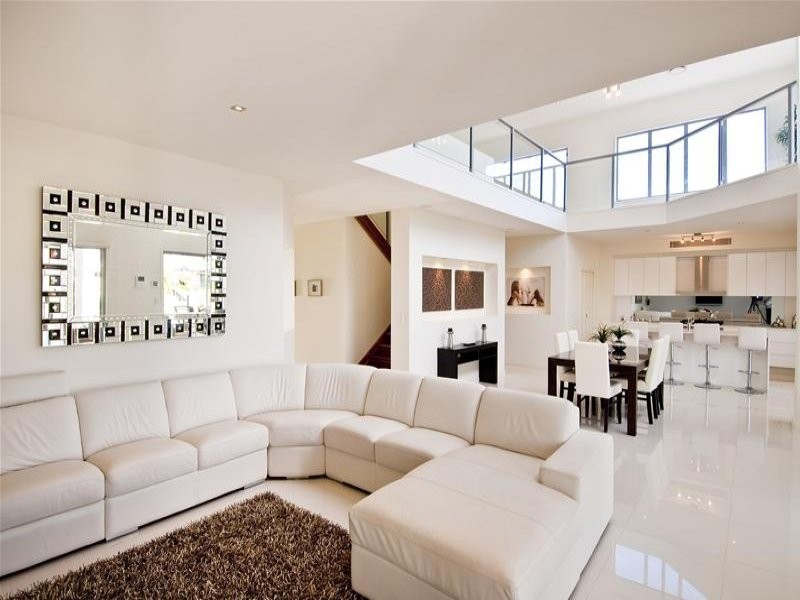 97 Campbell Street, Sorrento QLD 4217