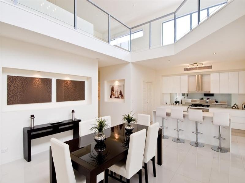 97 Campbell Street, Sorrento QLD 4217