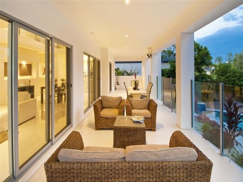 97 Campbell Street, Sorrento QLD 4217