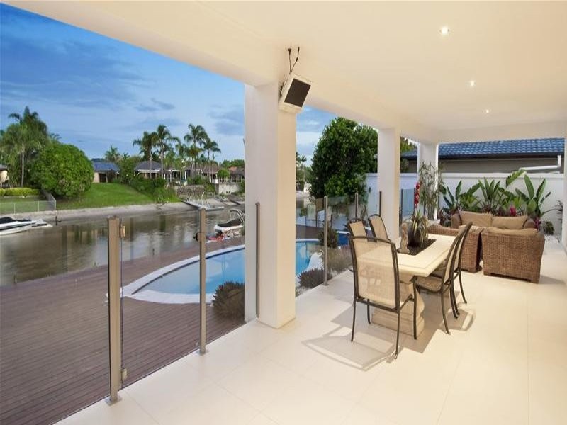 97 Campbell Street, Sorrento QLD 4217