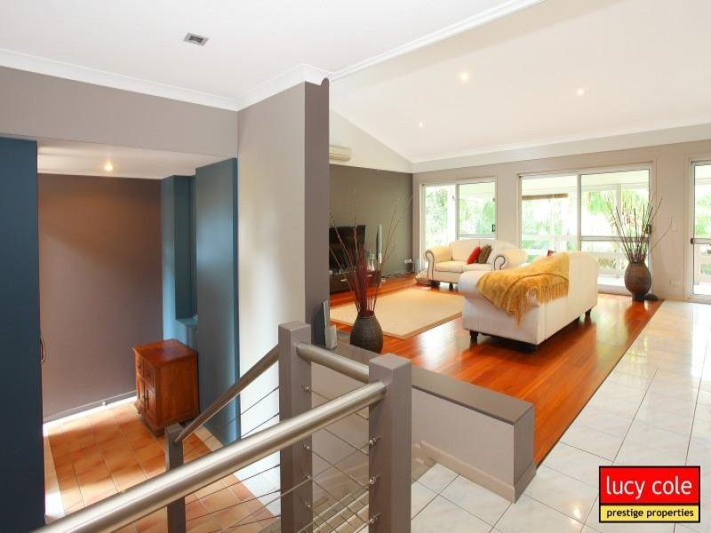 17 Bellara Street, Ashmore QLD 4214