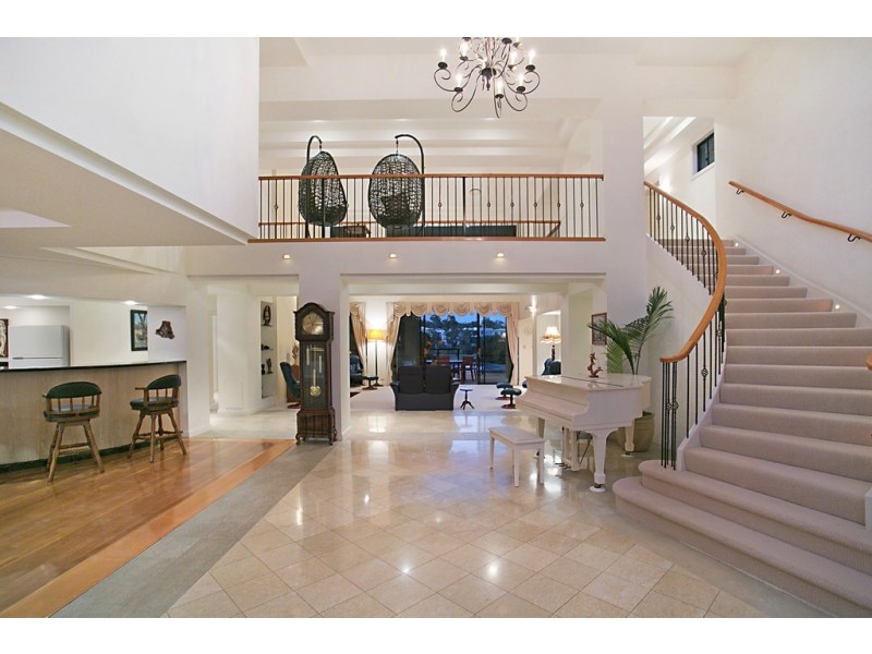 28 Maryland Avenue, Carrara QLD 4211