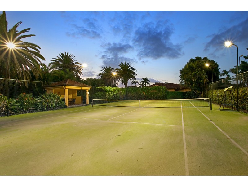 28 Maryland Avenue, Carrara QLD 4211