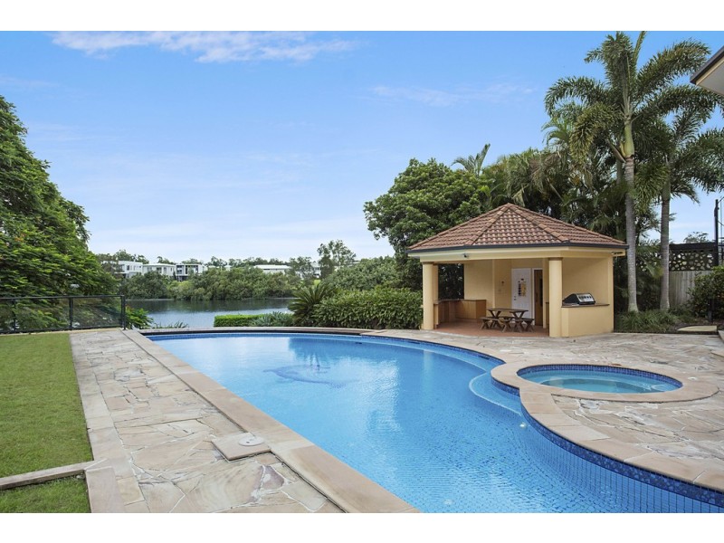 28 Maryland Avenue, Carrara QLD 4211