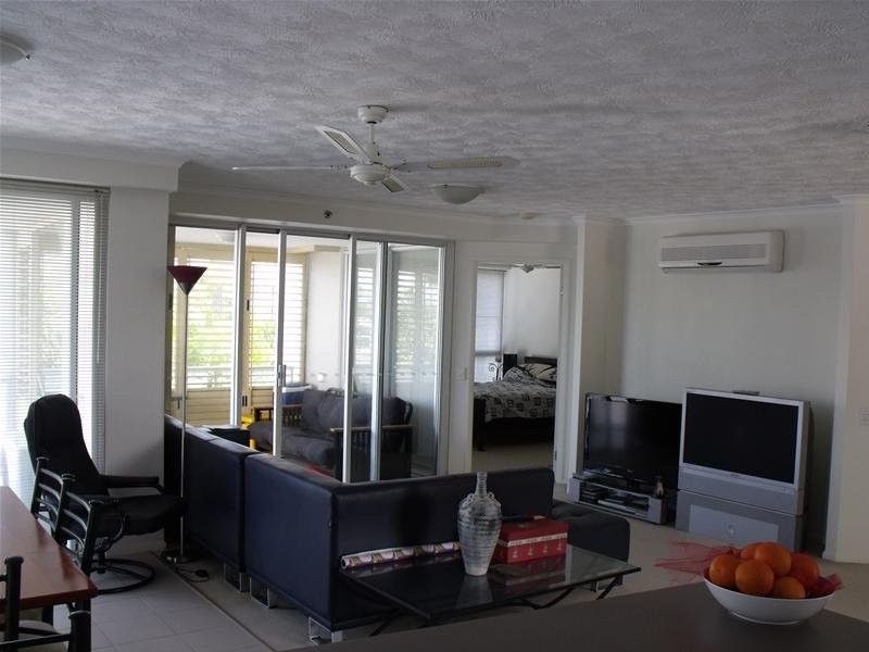 9/2894 ‘The Pinnacle’ Gold Coast Highway, Surfers Paradise QLD 4217