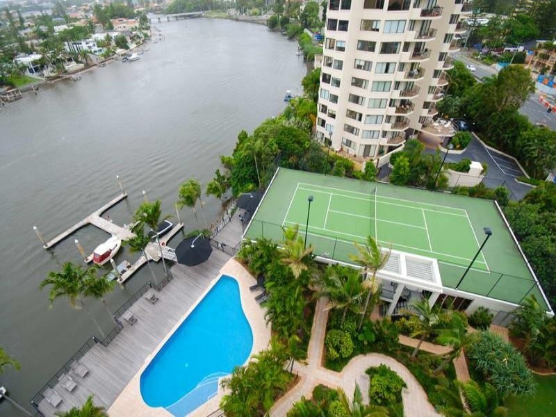9/2894 ‘The Pinnacle’ Gold Coast Highway, Surfers Paradise QLD 4217