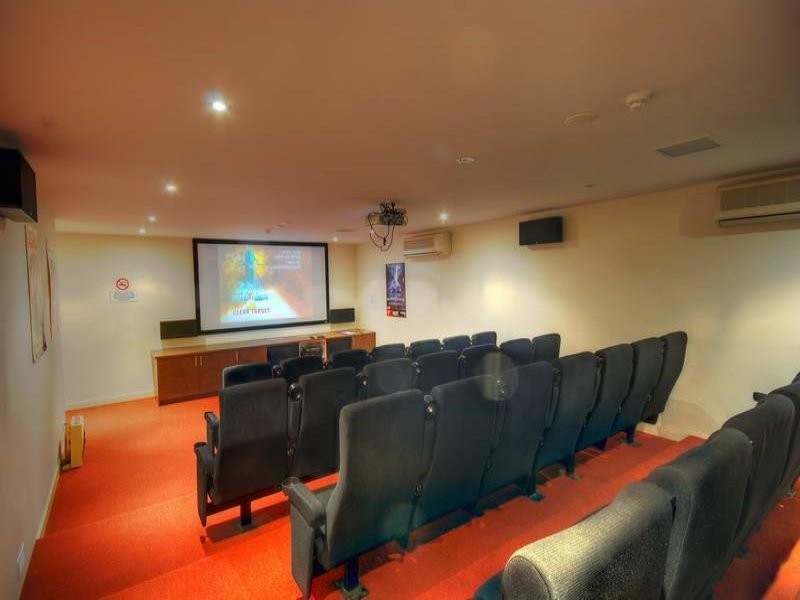 9/2894 ‘The Pinnacle’ Gold Coast Highway, Surfers Paradise QLD 4217