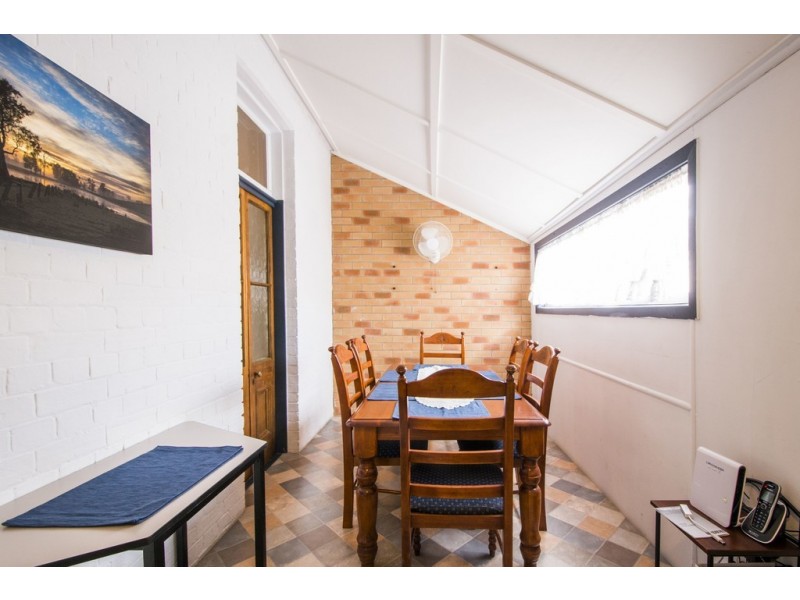 Unit 1 and 2, 7 Imeson Lane, Grafton NSW 2460