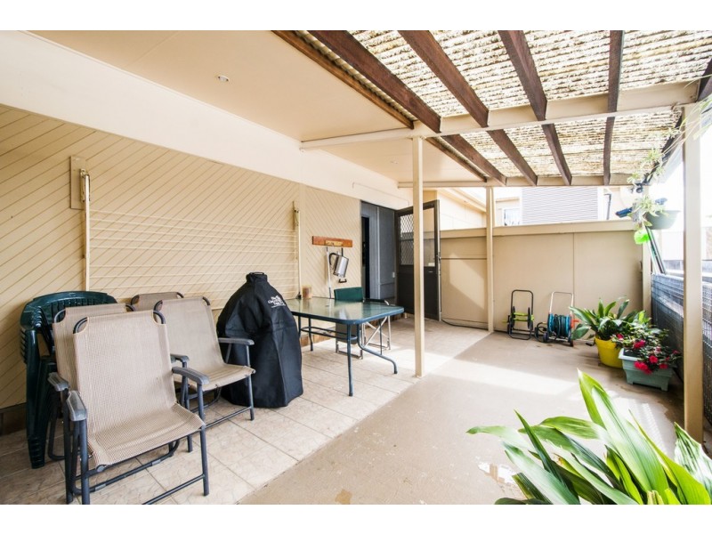 Unit 1 and 2, 7 Imeson Lane, Grafton NSW 2460