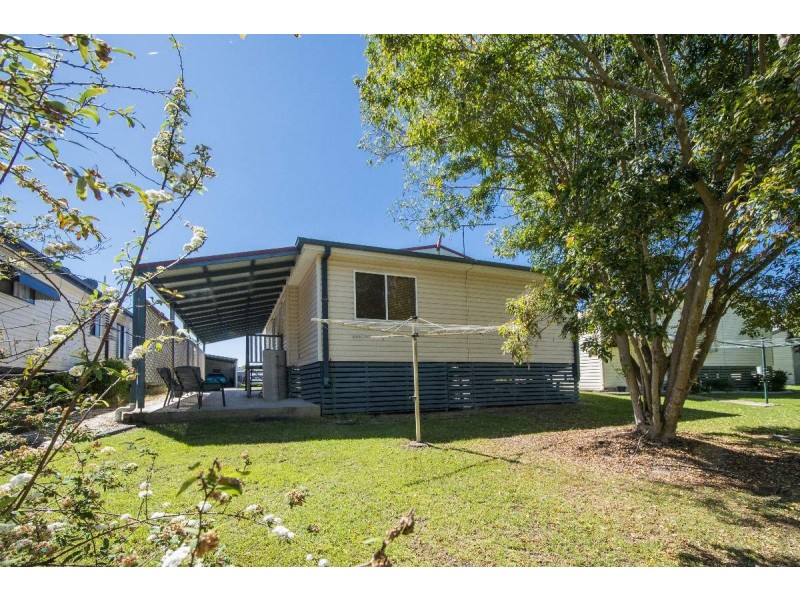 12 Bangalow Crescent, The Gateway Village, Grafton NSW 2460