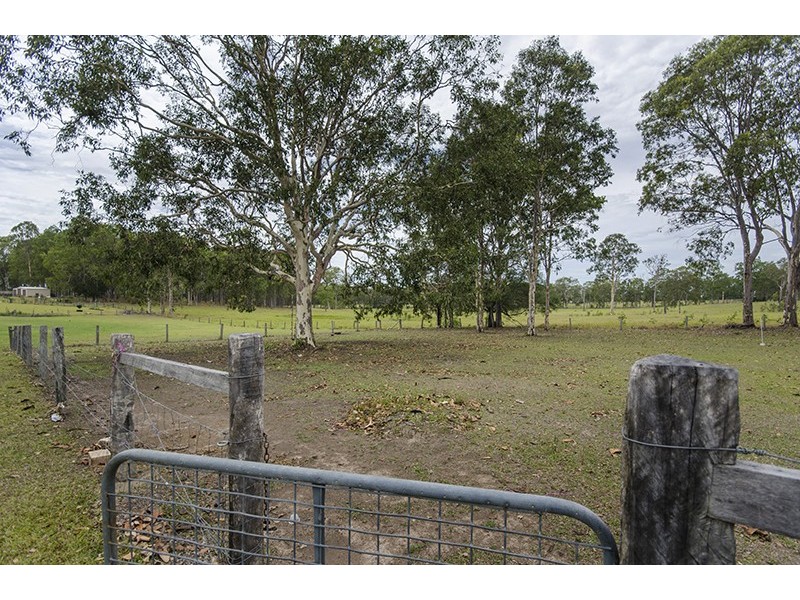 12 Silky Oak Close, Lawrence NSW 2460