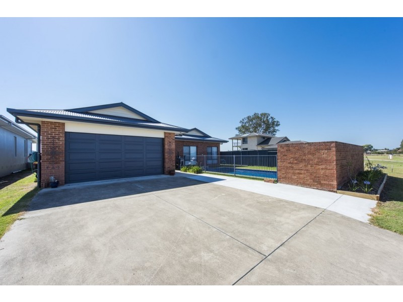 14 Mark Close, Grafton NSW 2460