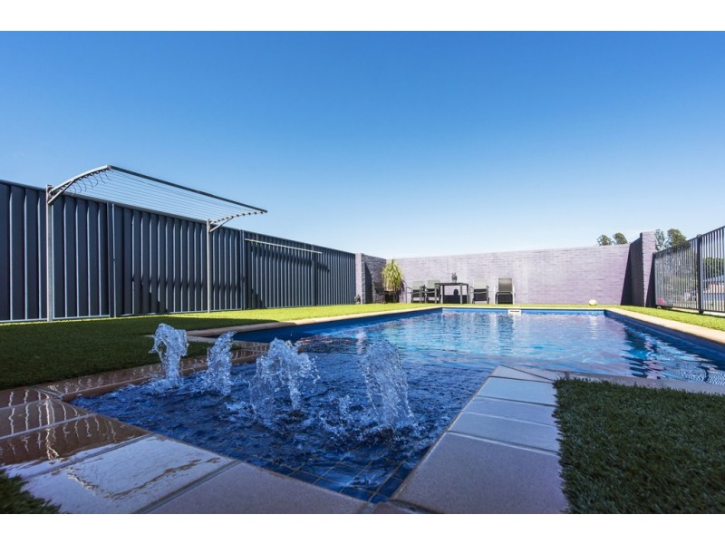 14 Mark Close, Grafton NSW 2460