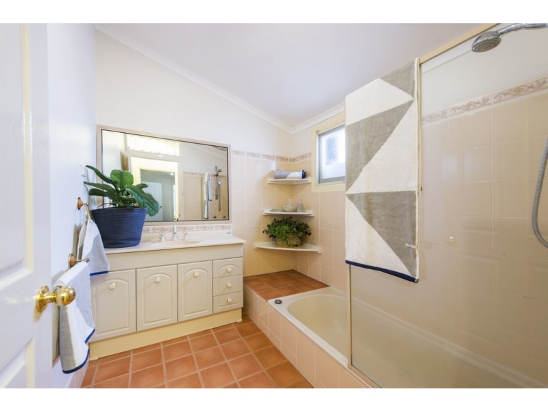 42 McHugh Street, Grafton NSW 2460