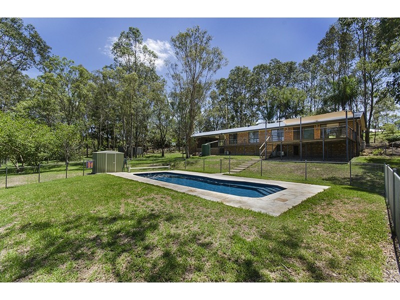 27 Swan Hill Drive, Waterview Heights NSW 2460