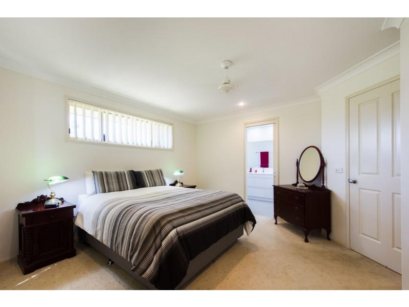 6 Labrador Close, Junction Hill NSW 2460