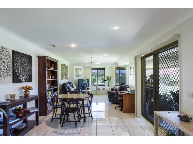 6 Labrador Close, Junction Hill NSW 2460