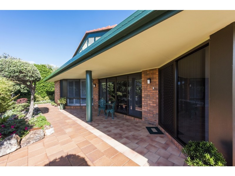 1 Grevillia Parade, Minnie Water NSW 2462