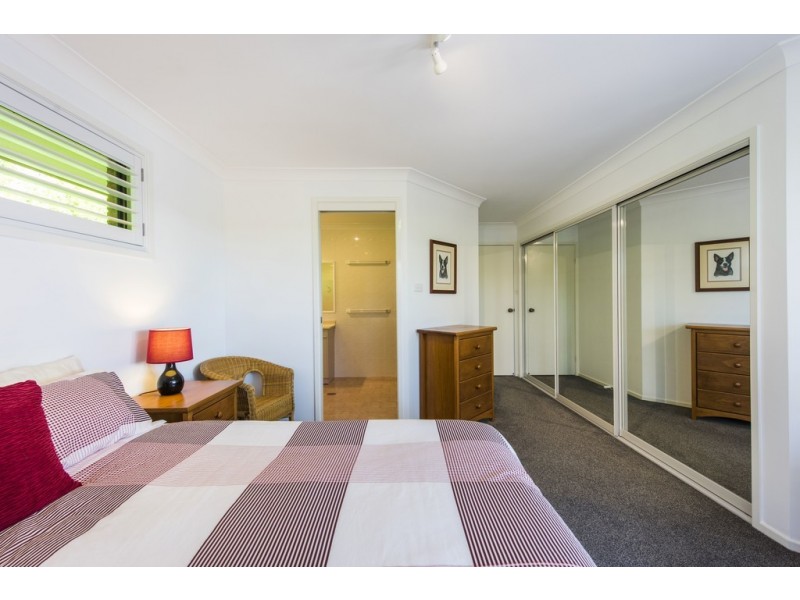 1 Grevillia Parade, Minnie Water NSW 2462