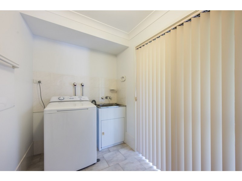 1 Grevillia Parade, Minnie Water NSW 2462