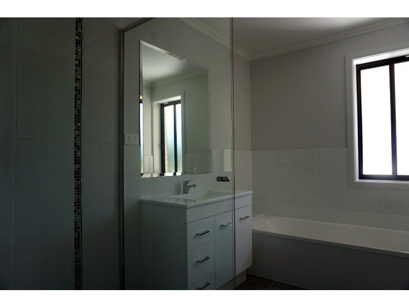 7B1 Crown Street, Grafton NSW 2460