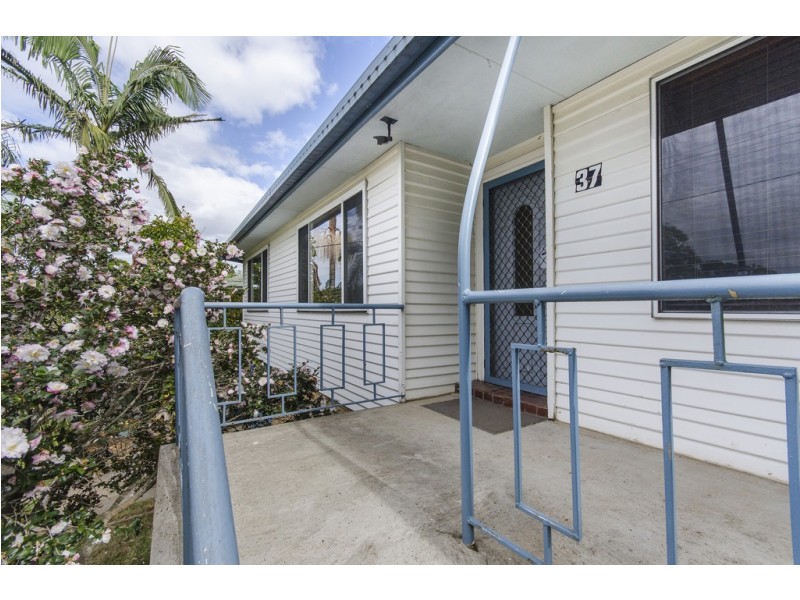 37 BOWTELL AVENUE, Grafton NSW 2460