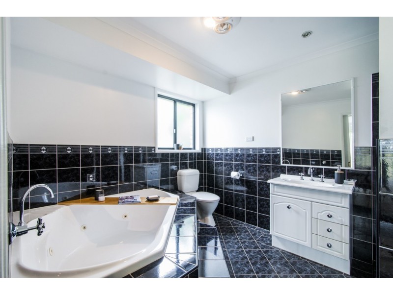 44 Martin Cresent, Junction Hill NSW 2460