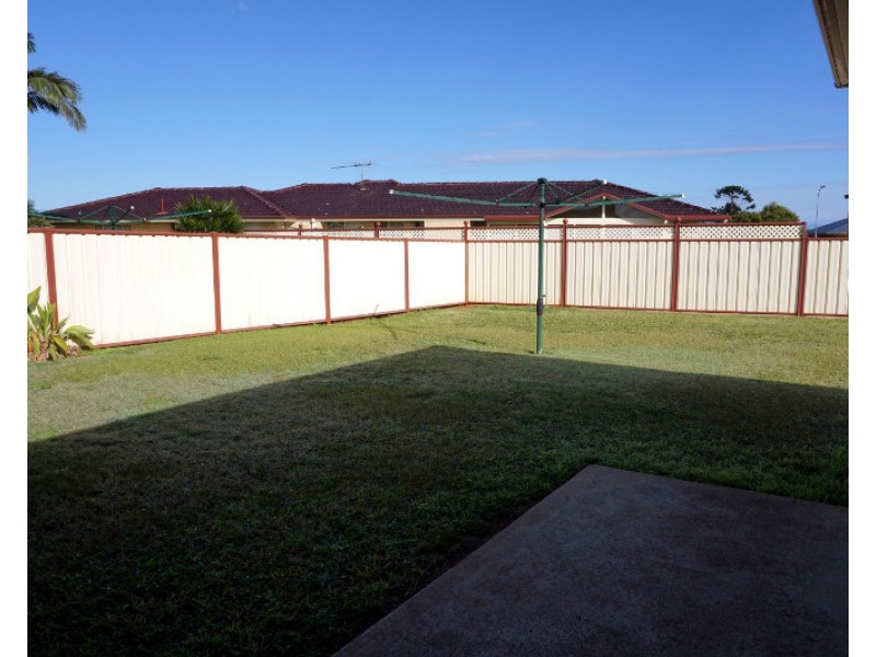 2/6 Lake Edgecombe Close, Junction Hill NSW 2460