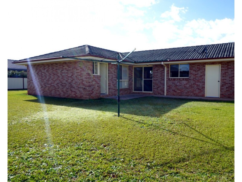 2/6 Lake Edgecombe Close, Junction Hill NSW 2460