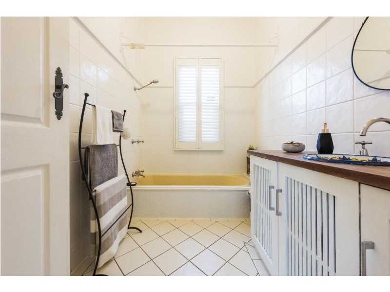 98 VILLIERS STREET, Grafton NSW 2460