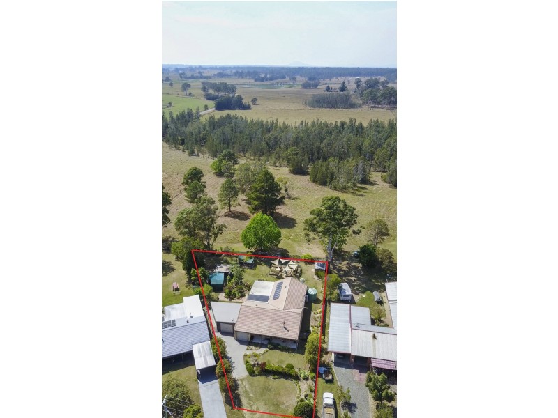 4 LAKKARI STREET, Coutts Crossing NSW 2460