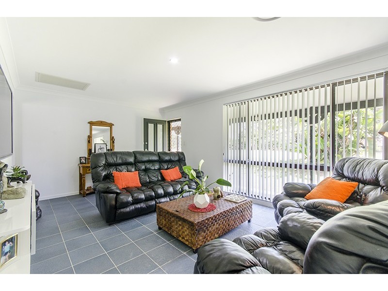 22 Swan Hill Drive, Waterview Heights NSW 2460