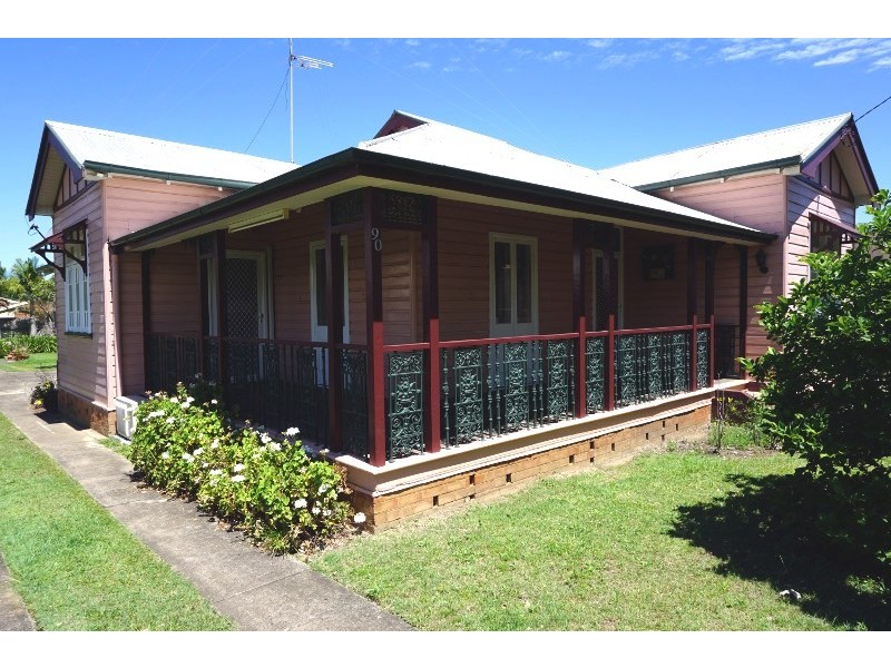 90 QUEEN STREET, Grafton NSW 2460