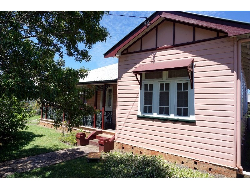 90 QUEEN STREET, Grafton NSW 2460