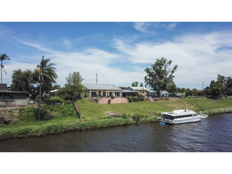 1061 Pacific Highway, Ulmarra NSW 2462