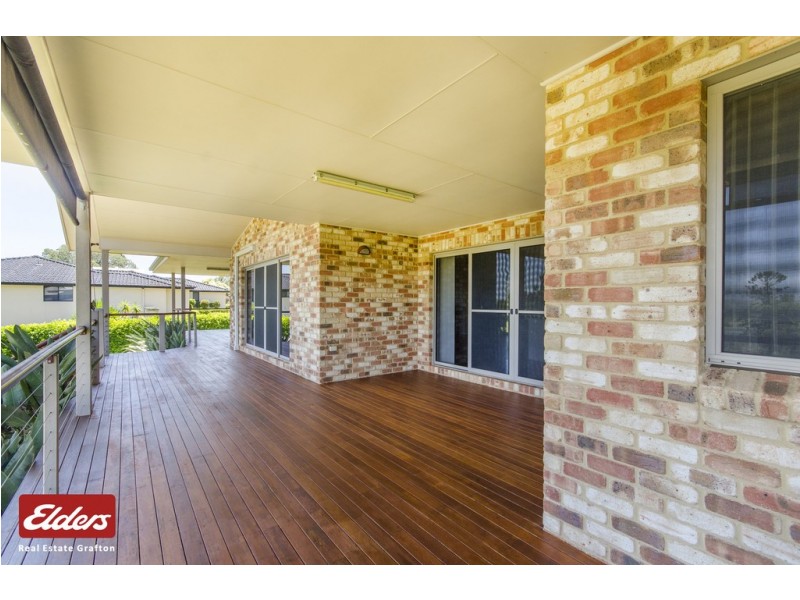 . 13 LAKE EDGECOMBE CLOSE, Junction Hill NSW 2460