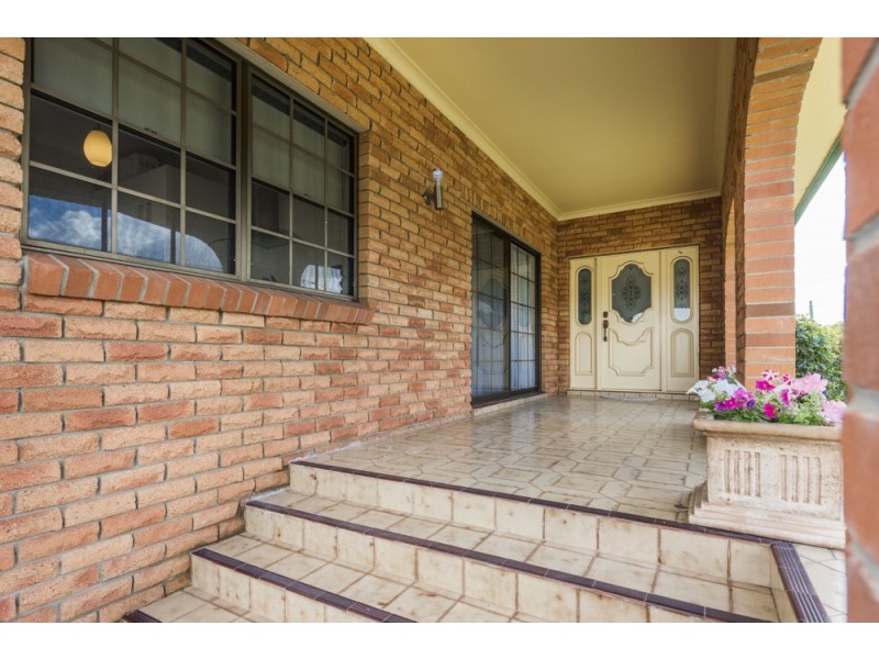 3 BOWTELL AVENUE, Grafton NSW 2460