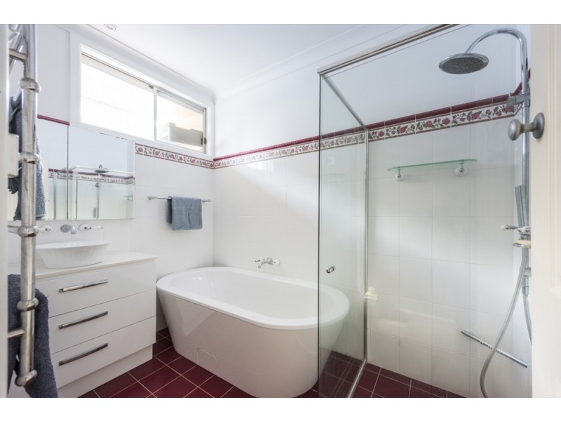 3 BOWTELL AVENUE, Grafton NSW 2460