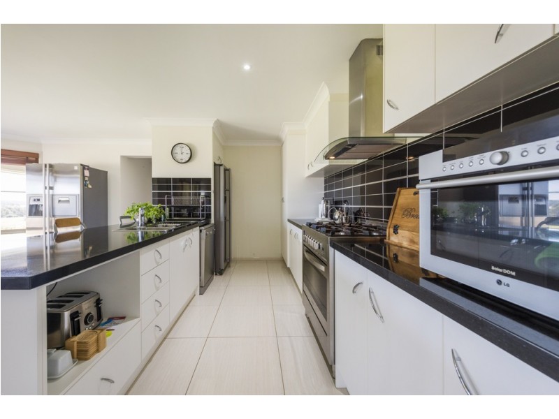 16 Nairn Terrace, Junction Hill NSW 2460