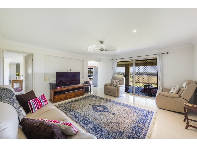 16 Nairn Terrace, Junction Hill NSW 2460