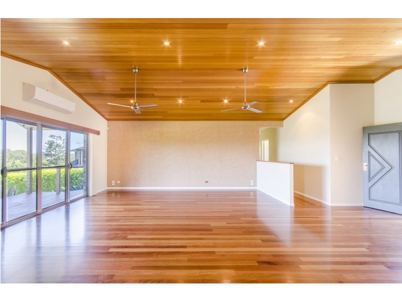 . Lake Edgecombe Close, Junction Hill NSW 2460